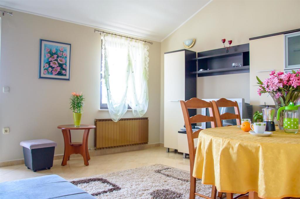 Apartment Roko Умаг Екстериор снимка