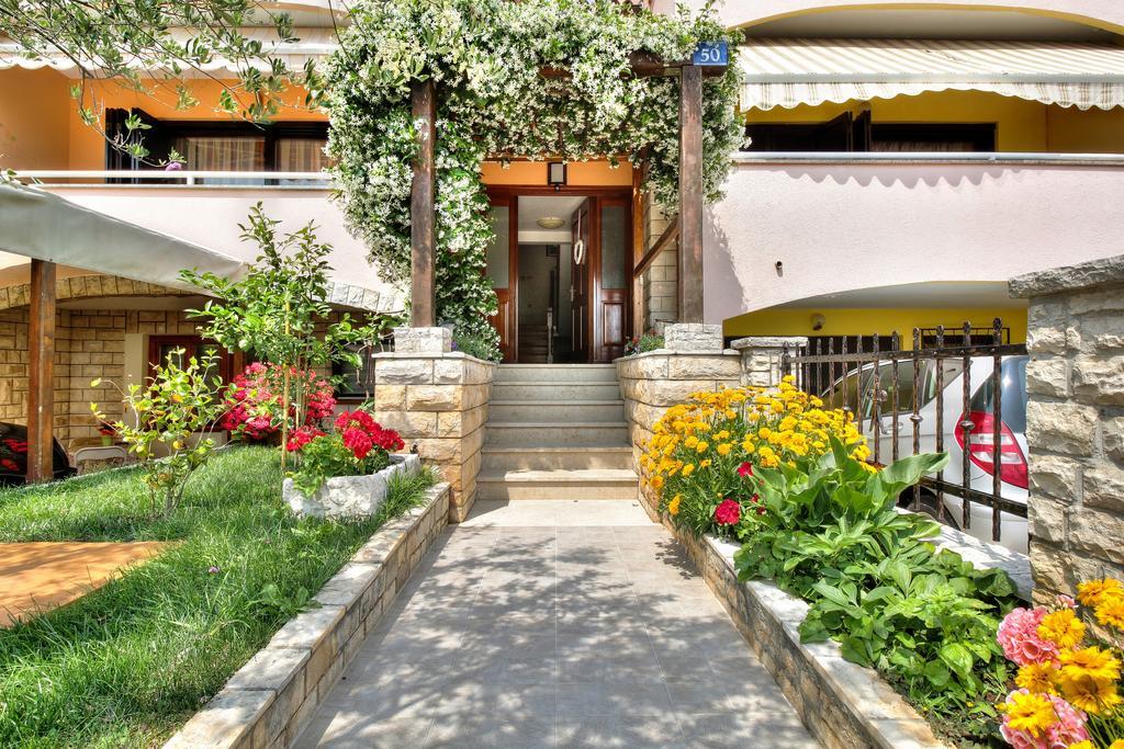 Apartment Roko Умаг Екстериор снимка