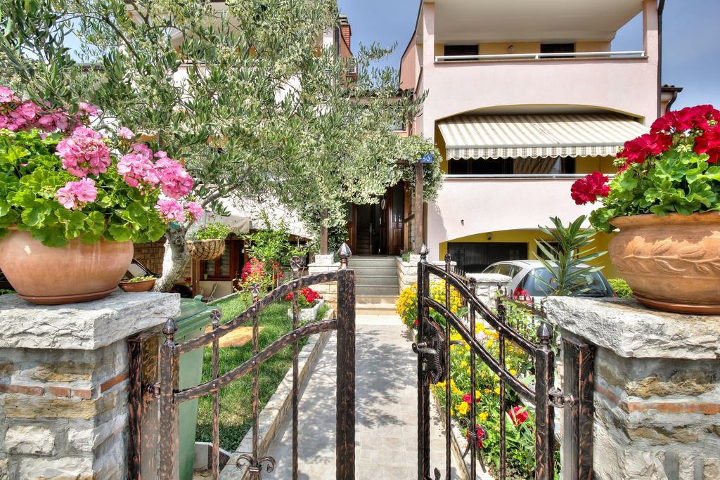 Apartment Roko Умаг Екстериор снимка