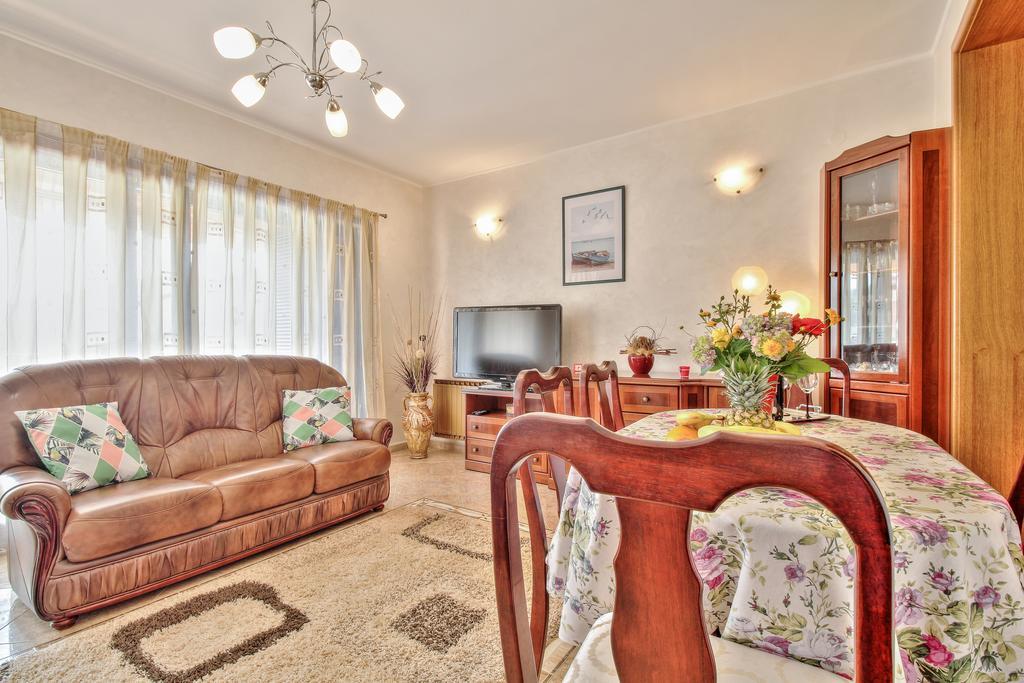 Apartment Roko Умаг Екстериор снимка